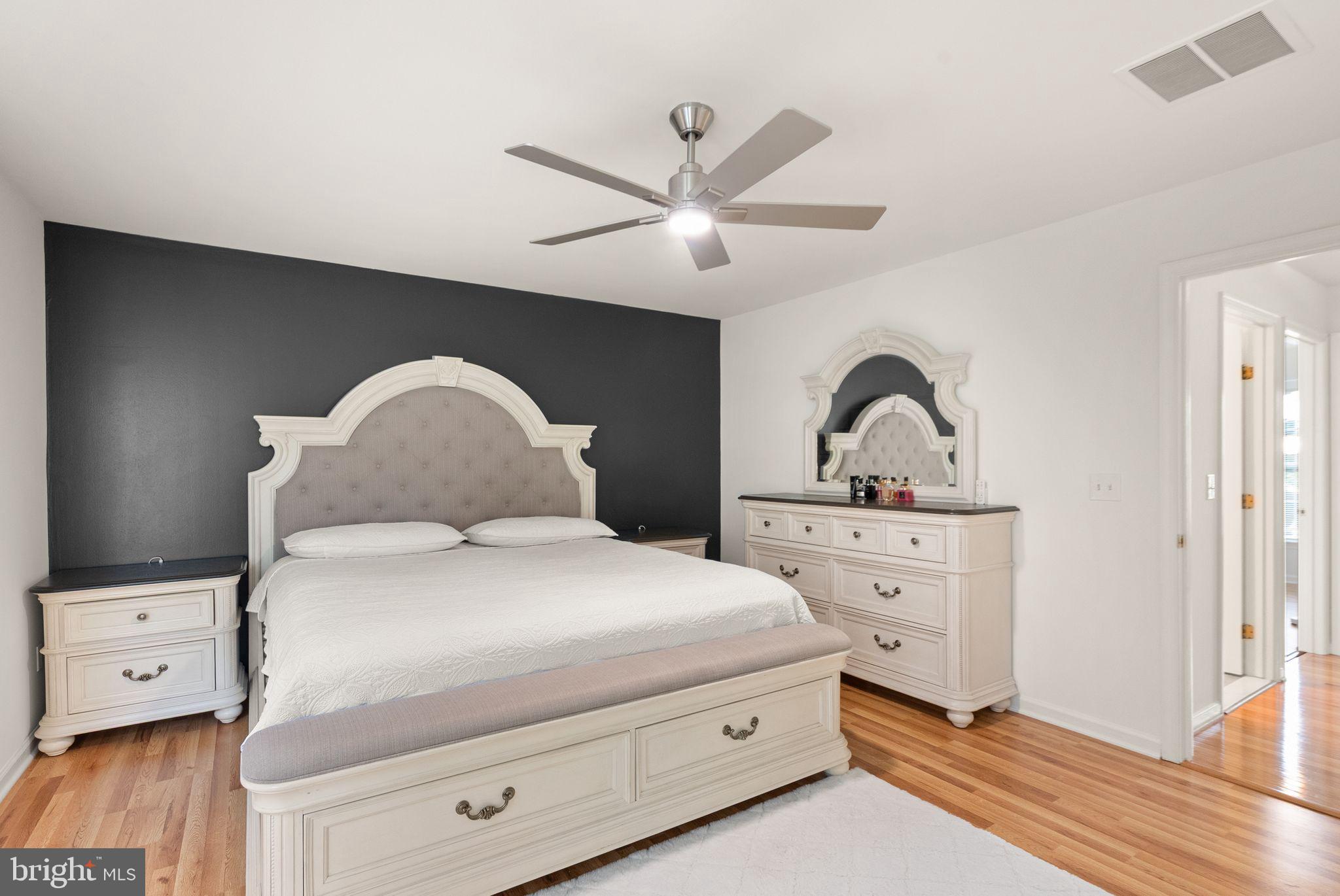 19907 Ridgecrest Square Ashburn, VA 20147 - Photo 25 of 52