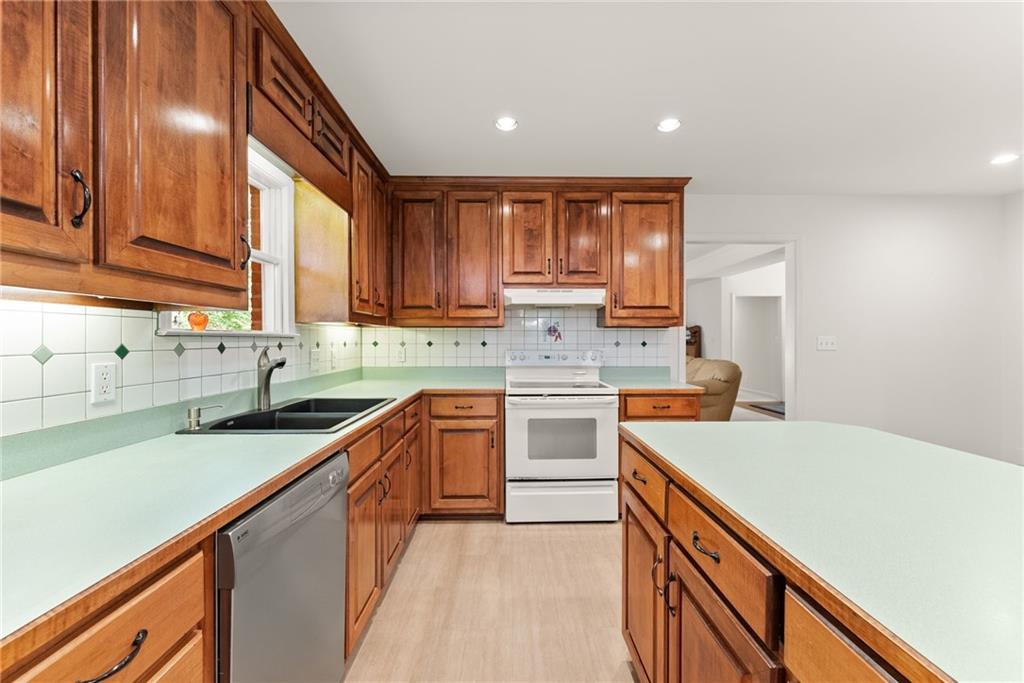 2405 Brooks Road Southeast Dacula, GA 30019 - Photo 19 of 60