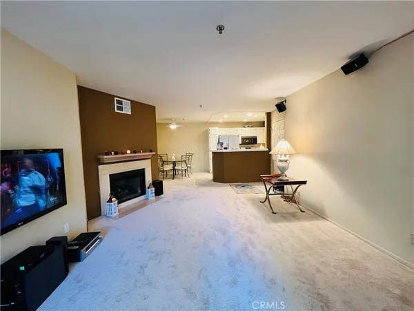 $398,000 | 5837 Oak Bend Lane, Unit 311, Oak Park, CA 91377