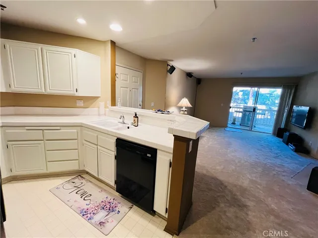 $409,000 | 5837 Oak Bend Lane, Unit 311, Oak Park, CA 91377