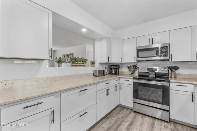 $450,000 | 2218 Red Bank Circle, Sevierville, TN 37876