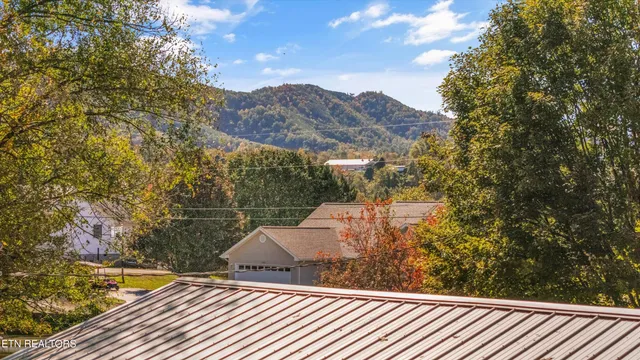 $450,000 | 2218 Red Bank Circle, Sevierville, TN 37876