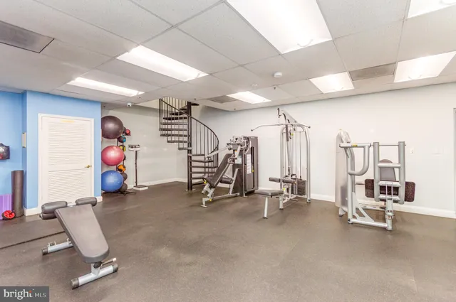 $335,000 | 1211 South Eads Street, Unit 307, Arlington, VA 22202