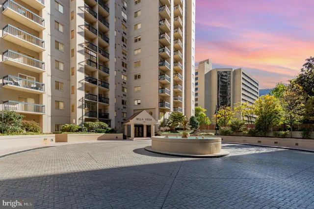 $335,000 | 1211 South Eads Street, Unit 307, Arlington, VA 22202