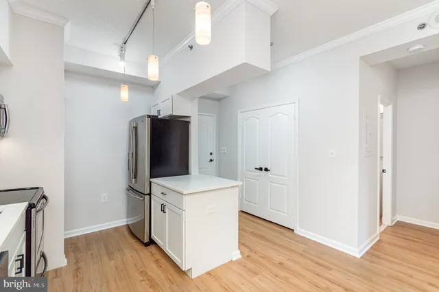 $335,000 | 1211 South Eads Street, Unit 307, Arlington, VA 22202