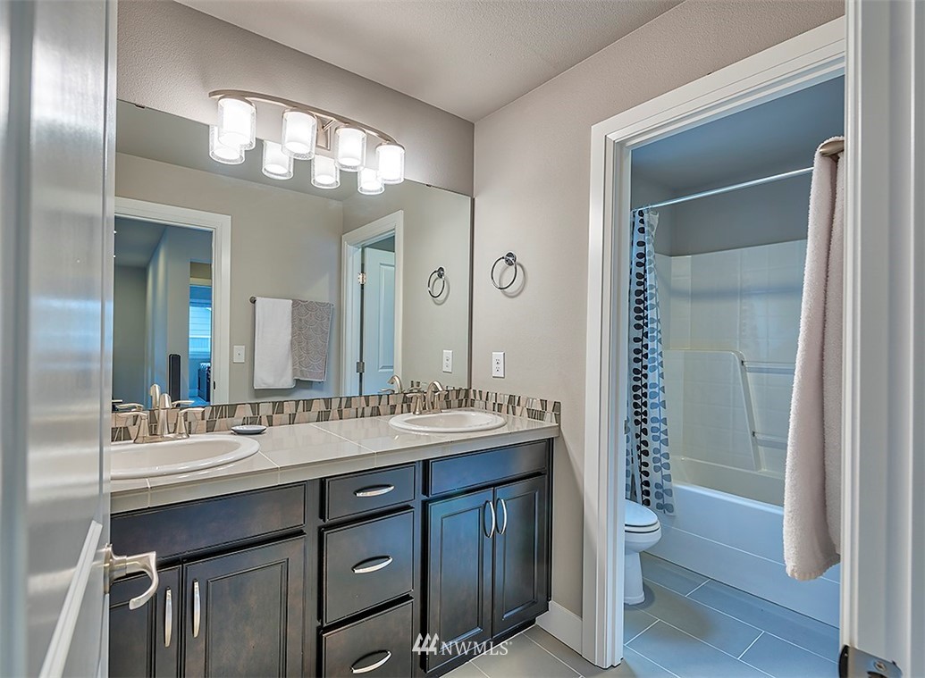 4108 173rd Place Southeast Bothell, WA 98012 - Photo 18 of 23 Gallery Image 18