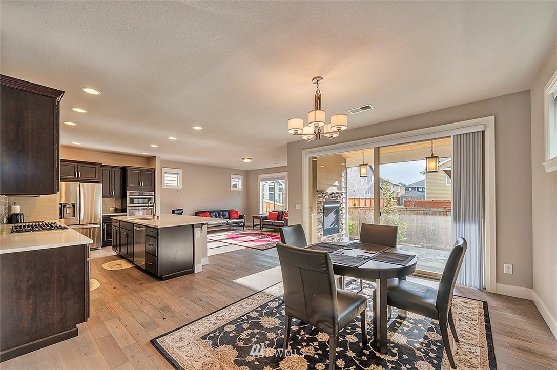 4108 173rd Place Southeast Bothell, WA 98012 - Photo 5 of 23 Gallery Image 5