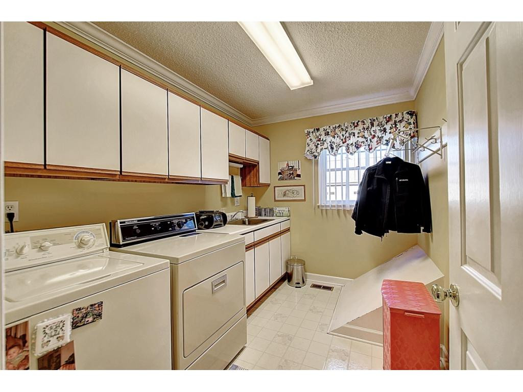 155 Appian Way Greeneville, TN 37745 - Photo 22 of 31 Main Level Laundry