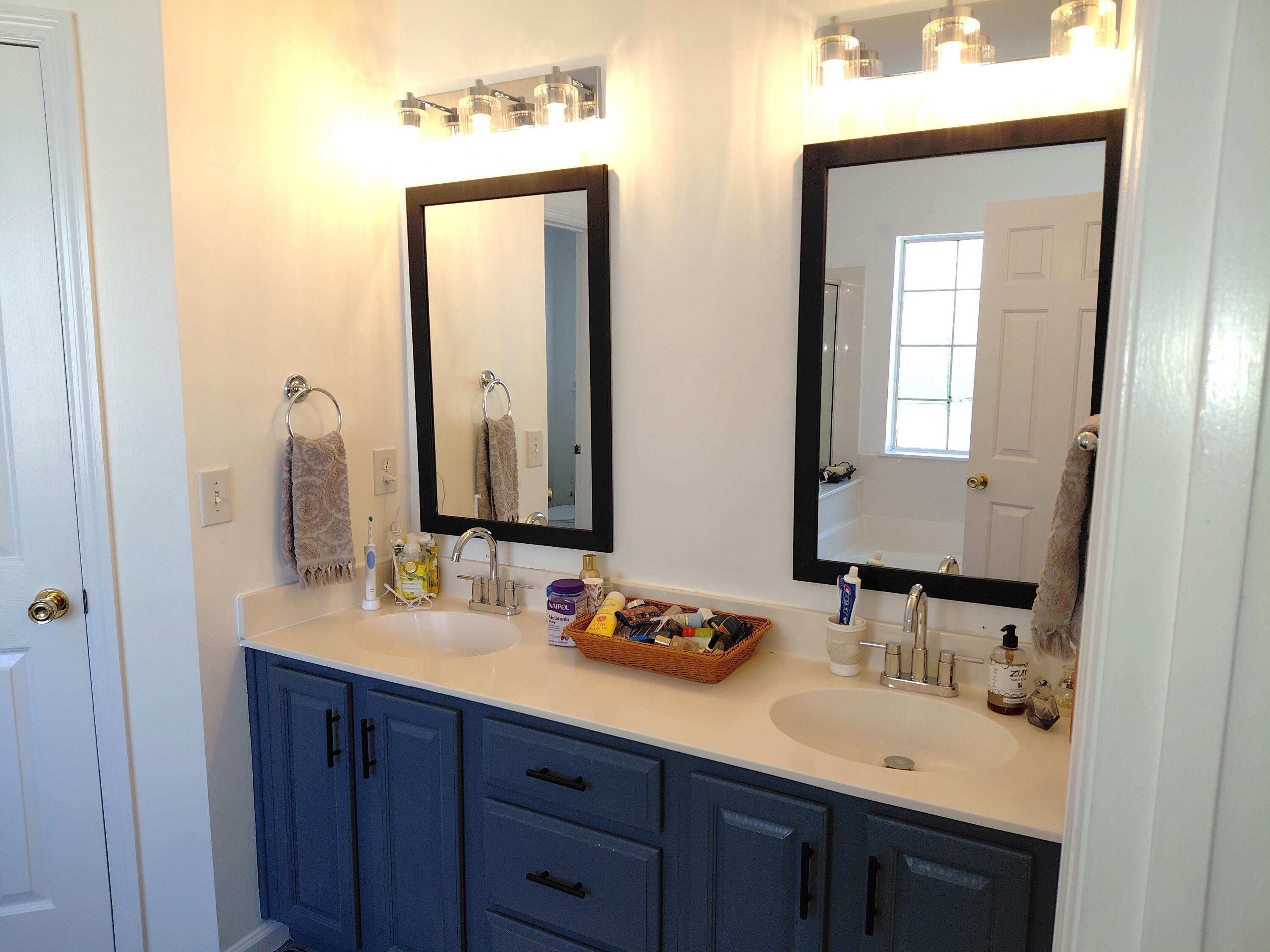 113 Historic Drive Mount Pleasant, SC 29464 - Photo 16 of 32 mbth vanity