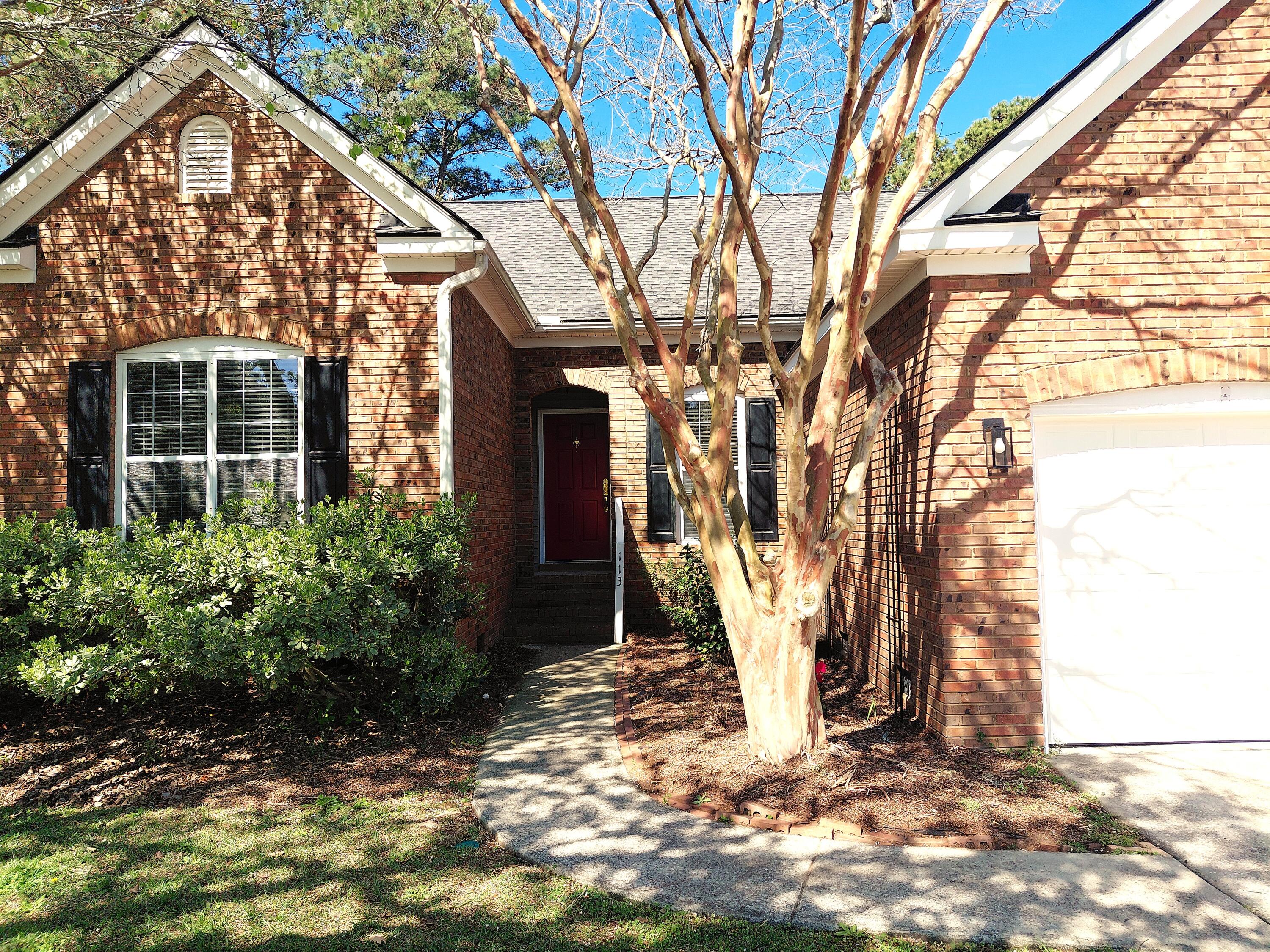 113 Historic Drive Mount Pleasant, SC 29464 - Photo 2 of 32 113 Historic Front closer