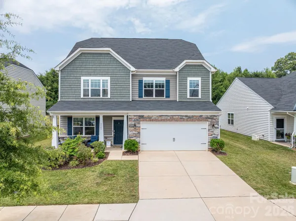 $489,400 | 2643 Swamp Chestnut Oak Drive, Gastonia, NC 28056