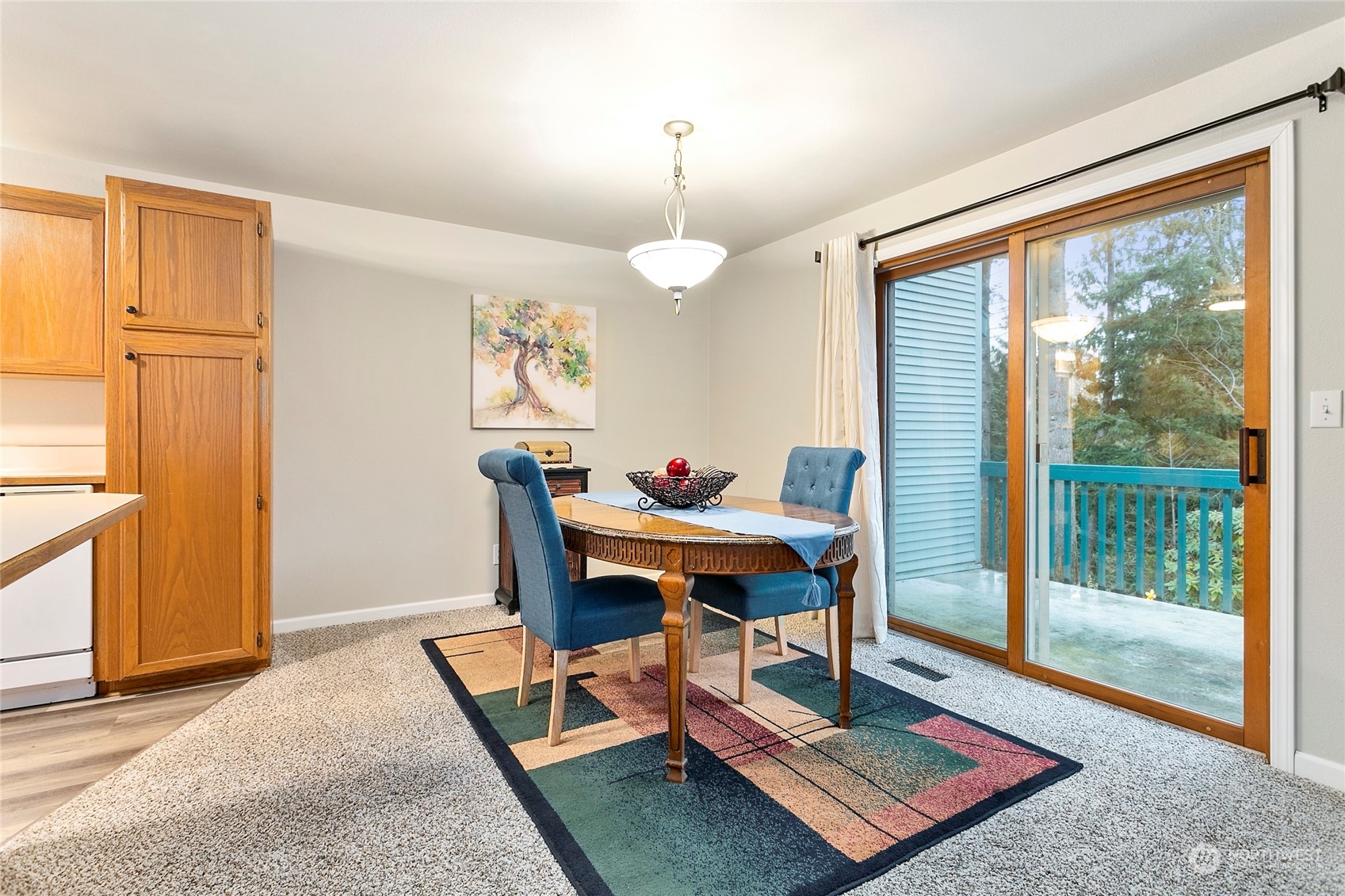 107 Fairside Drive, Unit 25 Lynden, WA 98264 - Photo 13 of 29 a workspace with furniture and a window