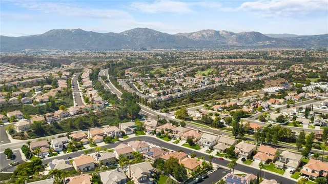 $3,900 | 33336 Barrington Drive, Temecula, CA 92592