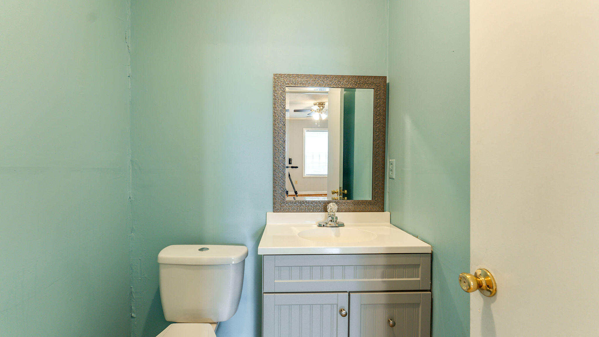 692 York Street Mount Pleasant, SC 29464 - Photo 19 of 28
