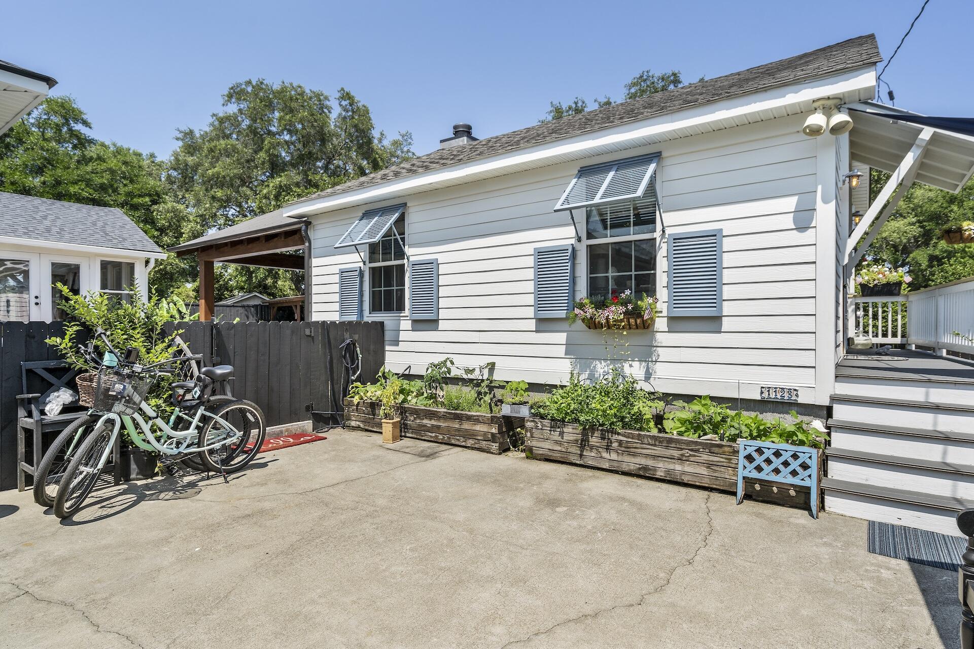 1123 Garland Road Mount Pleasant, SC 29464 - Photo 33 of 53 SDH07852