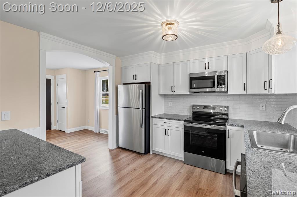2055 North Baxter Road Davison, MI 48423 - Photo 8 of 68