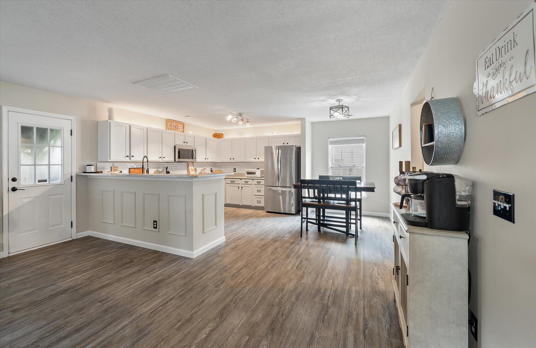1104 Deerberry Road Hanahan, SC 29445 - Photo 10 of 32 14-1104 Deerberry_i_Lowcountry_Exposure-