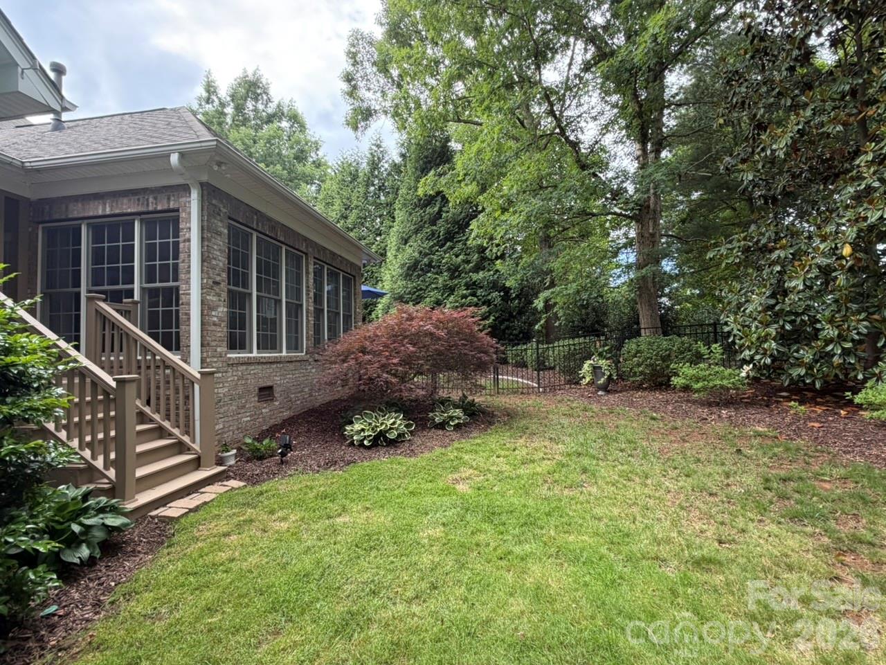 914 Players Ridge Road Hickory, NC 28601 - Photo 34 of 42