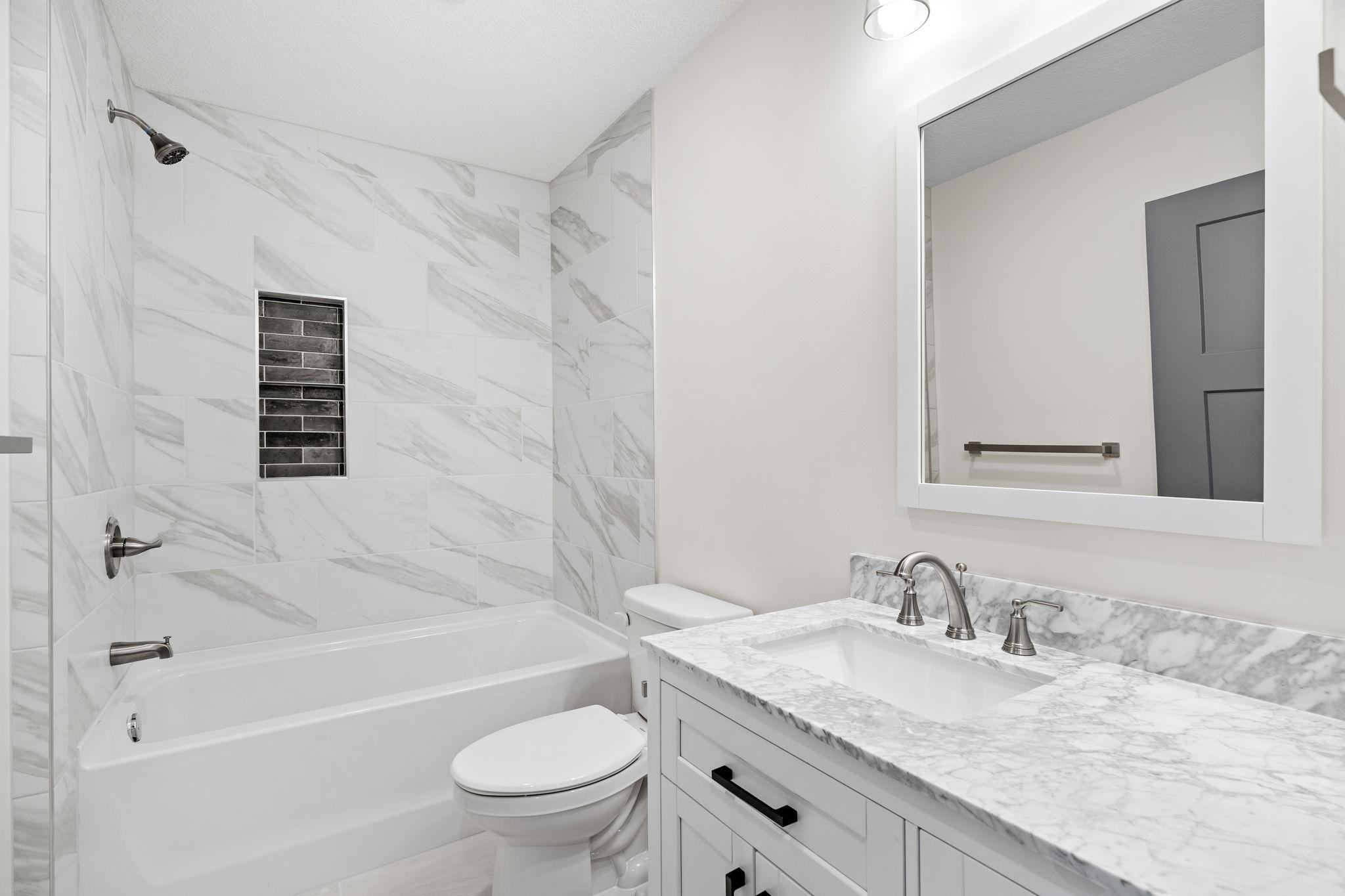 425 West 8th Street, Unit 21 New Richmond, WI 54017 - Photo 18 of 32