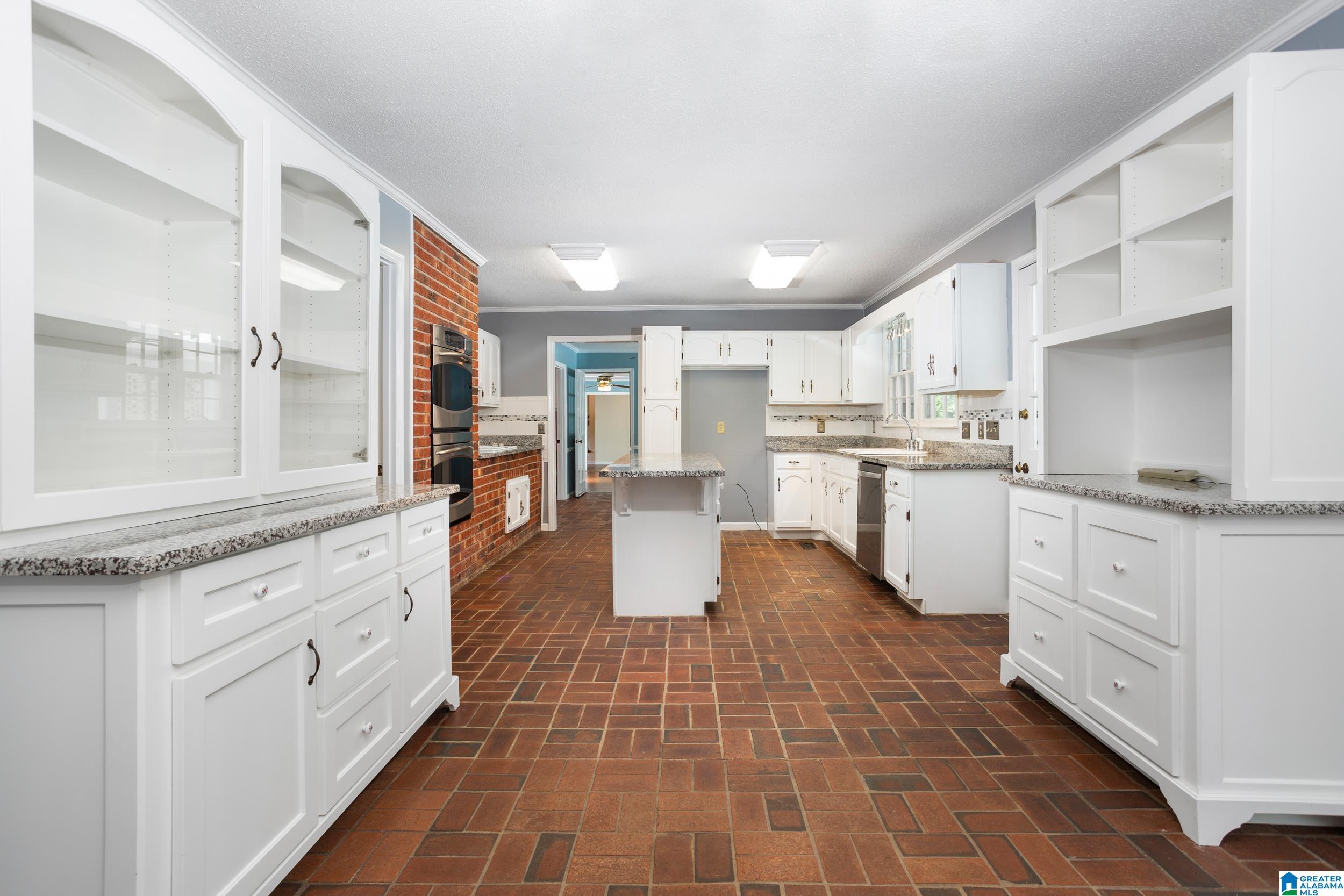2327 Ridgeview Road Anniston, AL 36207 - Photo 15 of 61