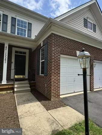 $754,999 | 15563 Kelley Farm Court, Woodbridge, VA 22193