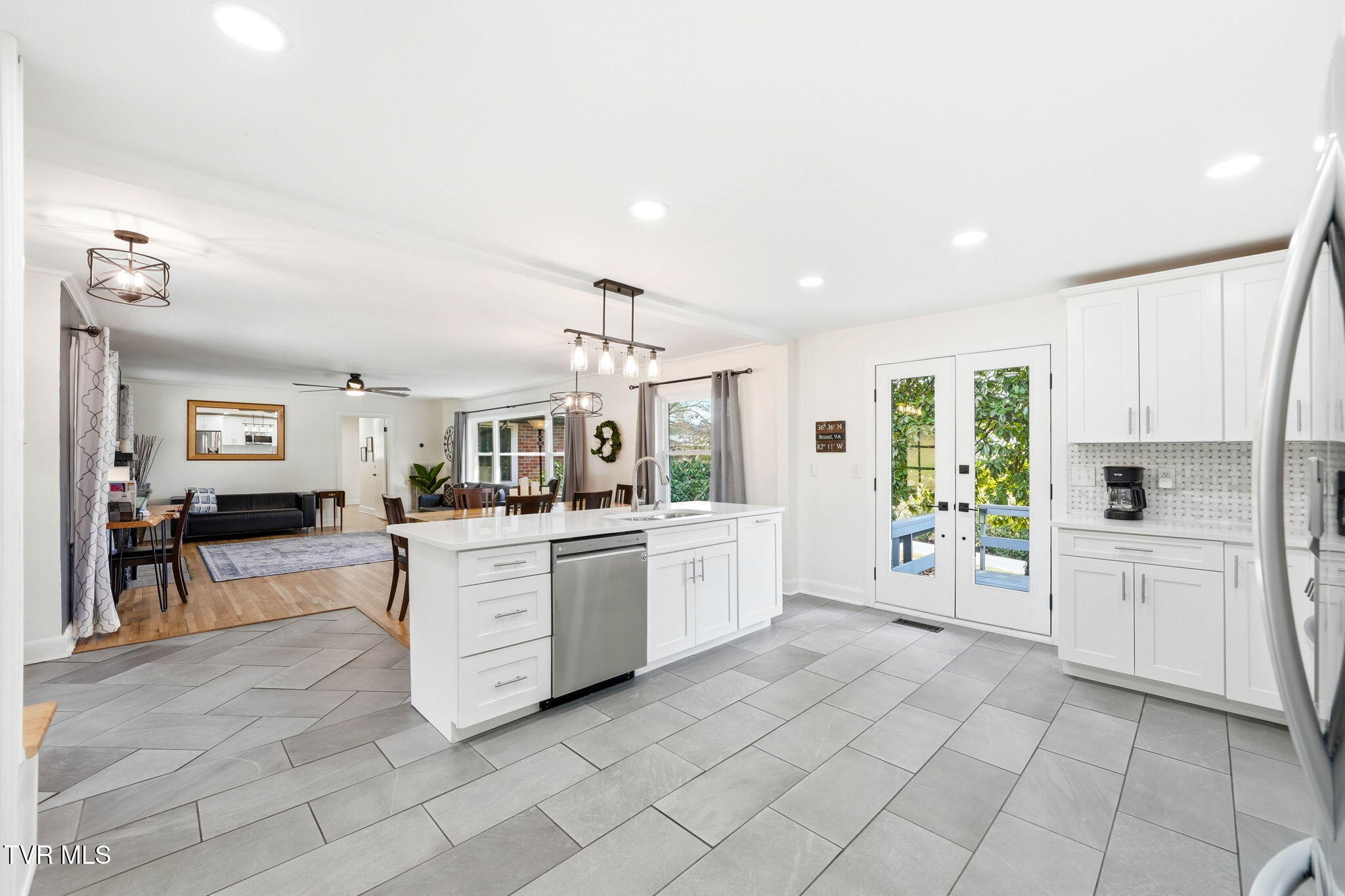 180 Green Hill Road Bristol, VA 24201 - Photo 13 of 39 9-web-or-mls-180 Green Hill-17