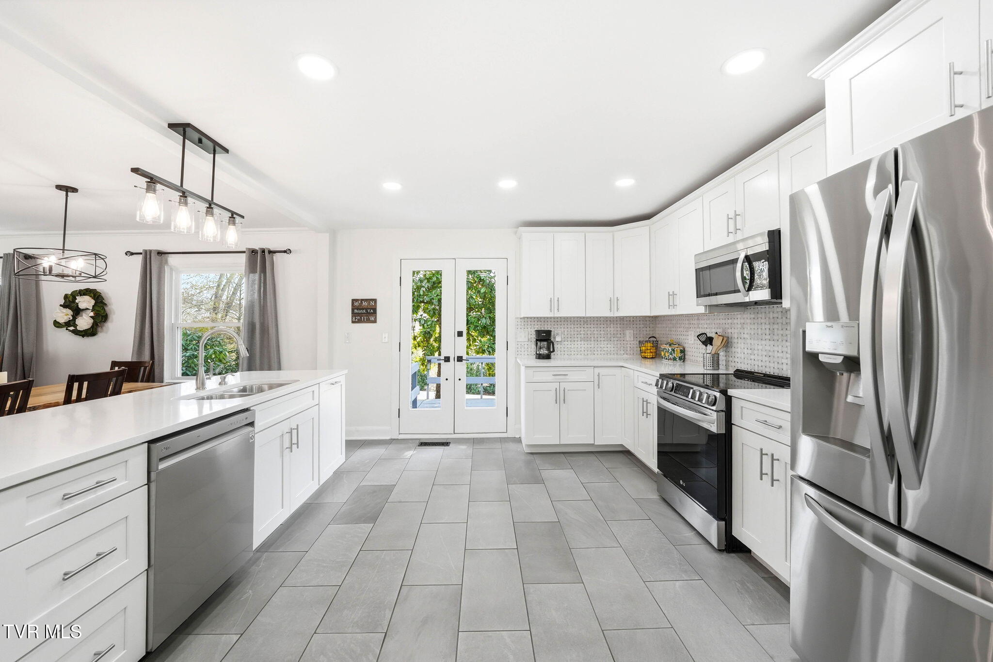 180 Green Hill Road Bristol, VA 24201 - Photo 14 of 39 10-web-or-mls-180 Green Hill-18