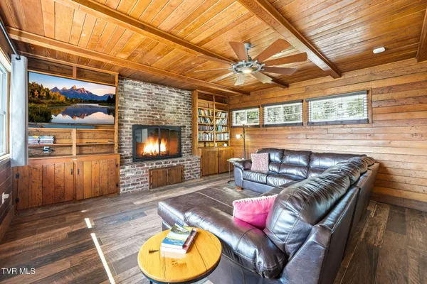 $429,000 | 180 Green Hill Road, Bristol, VA 24201