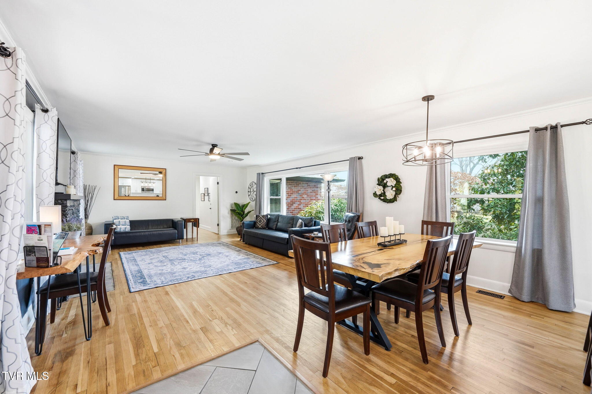 180 Green Hill Road Bristol, VA 24201 - Photo 4 of 39 3-web-or-mls-180 Green Hill-11