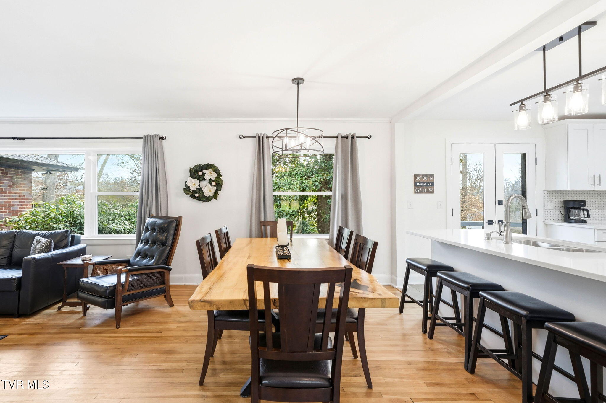 180 Green Hill Road Bristol, VA 24201 - Photo 8 of 39 4-web-or-mls-180 Green Hill-12