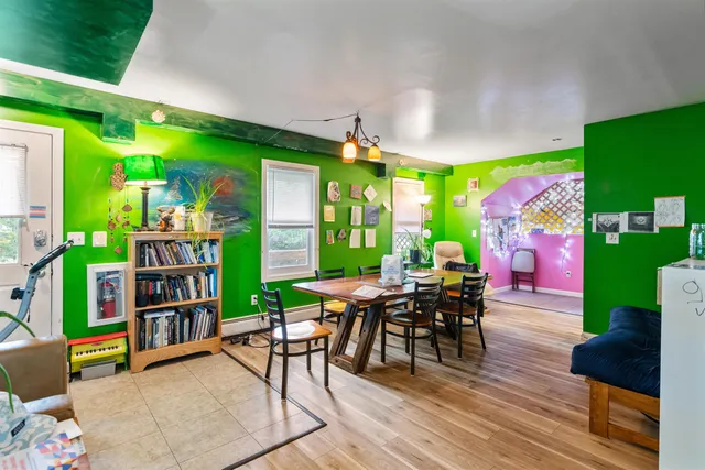 $689,000 | 226 Manhattan Drive, Burlington, VT 05401