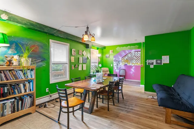 $689,000 | 226 Manhattan Drive, Burlington, VT 05401