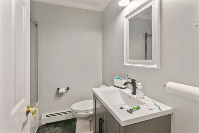 $689,000 | 226 Manhattan Drive, Burlington, VT 05401