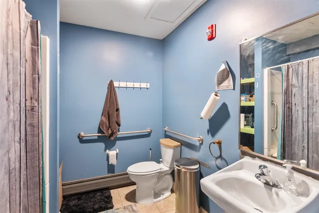 $689,000 | 226 Manhattan Drive, Burlington, VT 05401