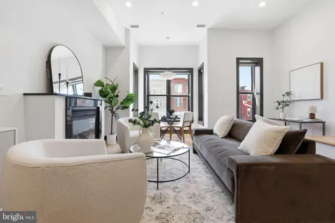 $610,000 | 1127 6th Street Northwest, Unit 200, Washington, DC 20001