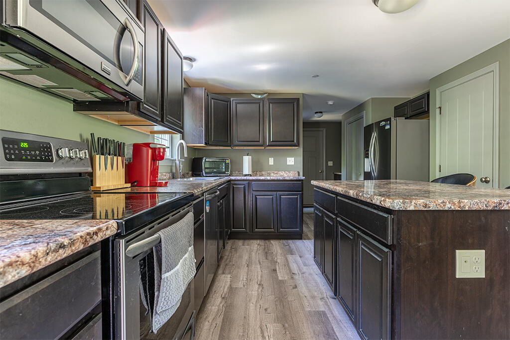 34 Poplar Hill Road Lebanon, ME 04027 - Photo 13 of 32 688DF22F-E8B9-4310-A4B0-2FE59AE1781B