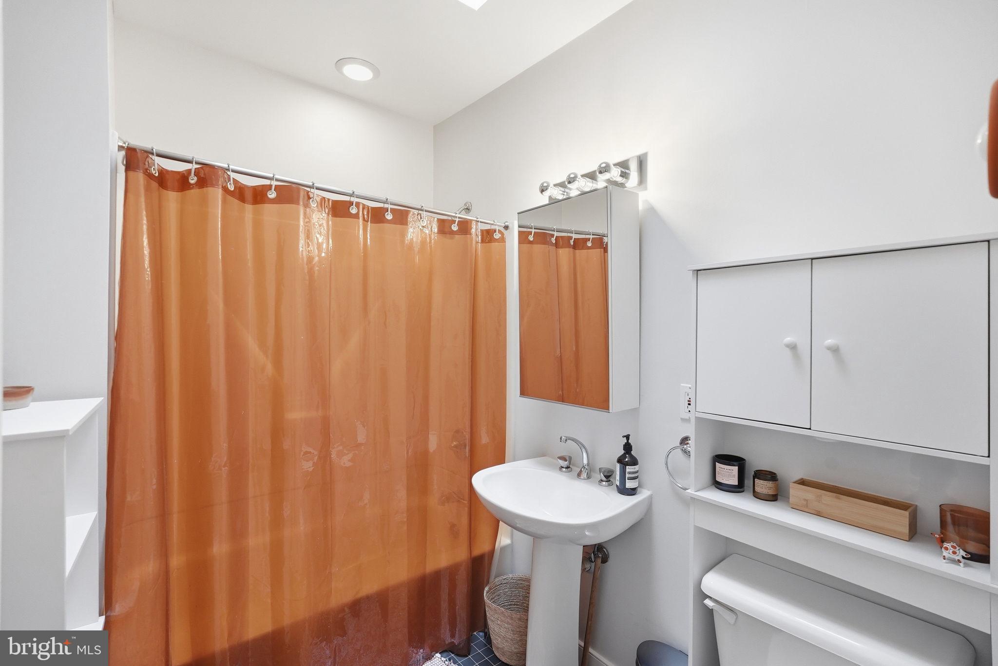 2245 12th Place Northwest Washington, DC 20009 - Photo 14 of 23