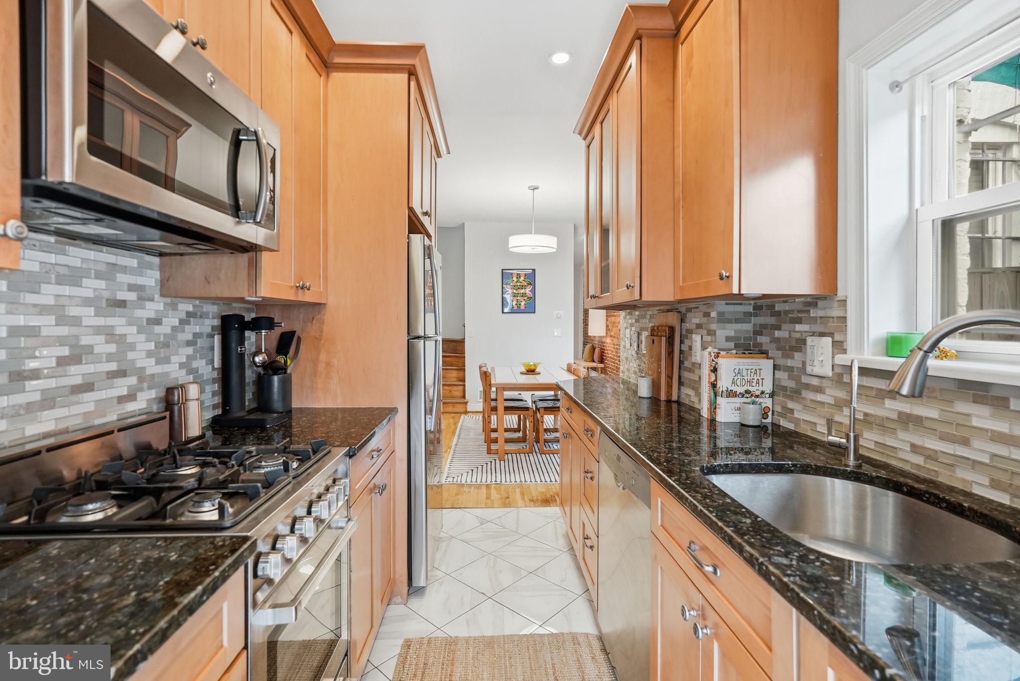 2245 12th Place Northwest Washington, DC 20009 - Photo 9 of 23