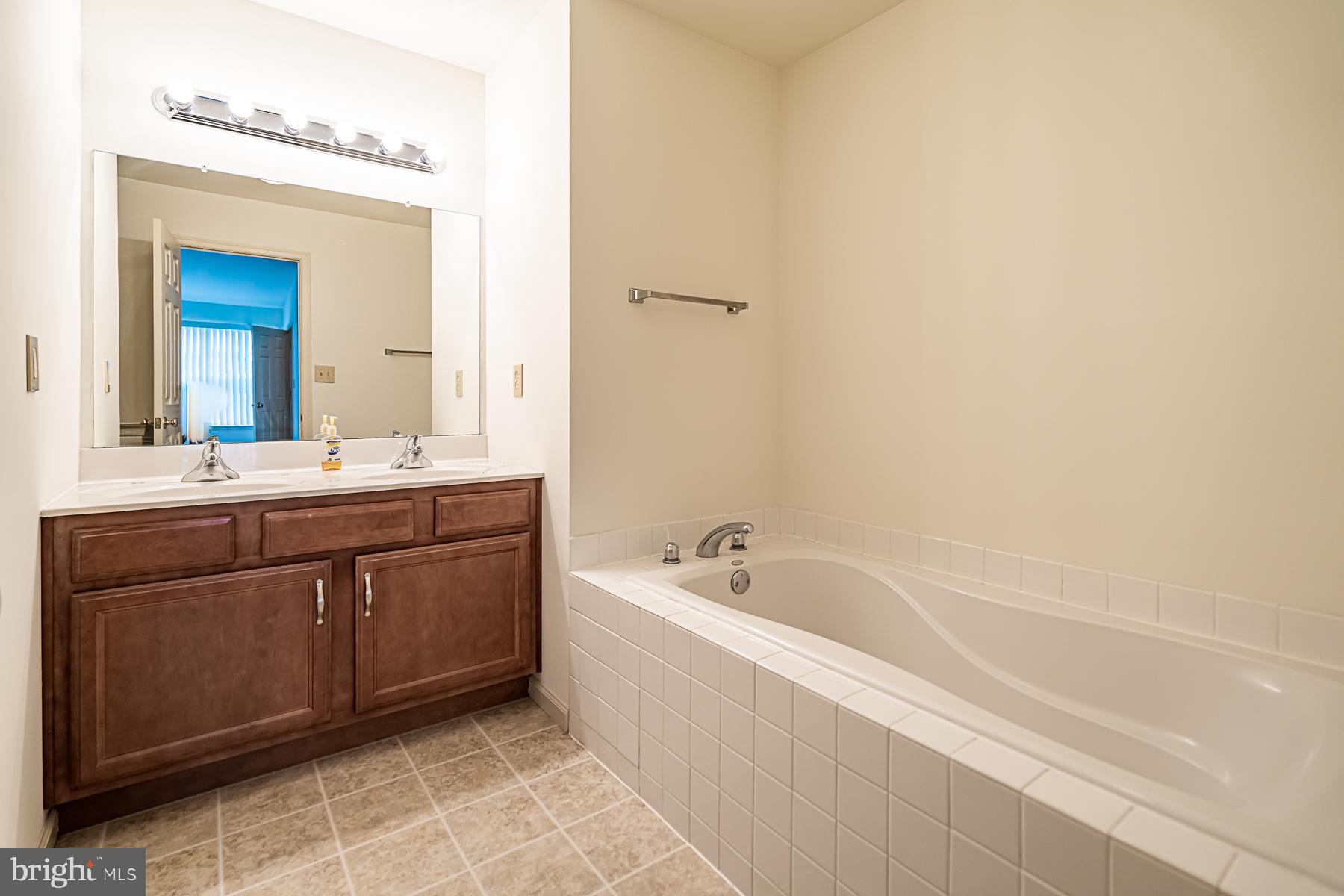 430 Buchanan Road Perkasie, PA 18944 - Photo 20 of 35 Master Bath