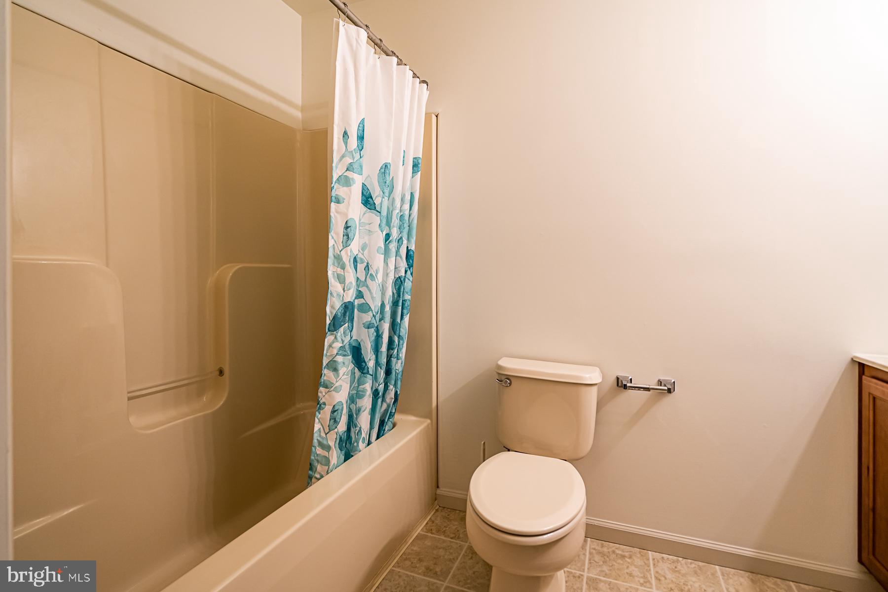 430 Buchanan Road Perkasie, PA 18944 - Photo 22 of 35 Hall Bath