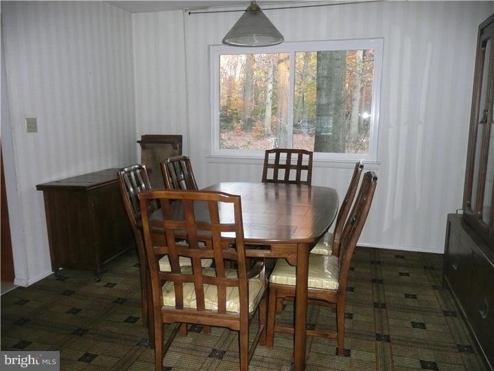 274 Forrest Road Morrisville, PA 19067 - Photo 11 of 21 Dining Room