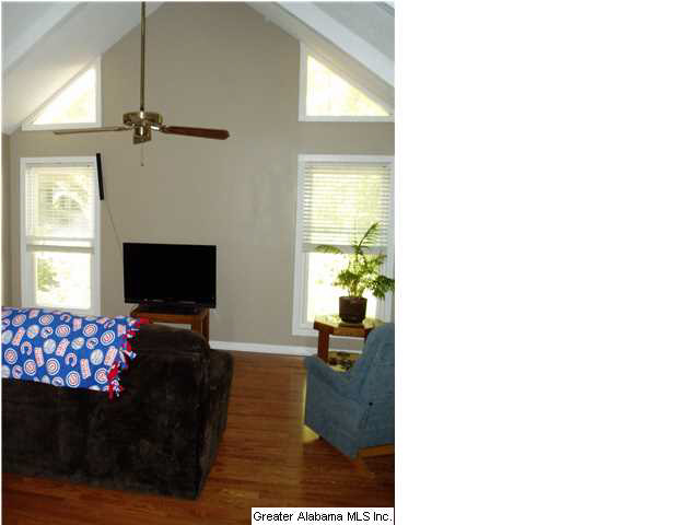 1633 Napoleon Drive Alabaster, AL 35007 - Photo 4 of 16