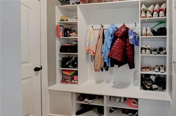 $610,000 | 500 Northeast Woodpark Lane, Lee's Summit, MO 64086