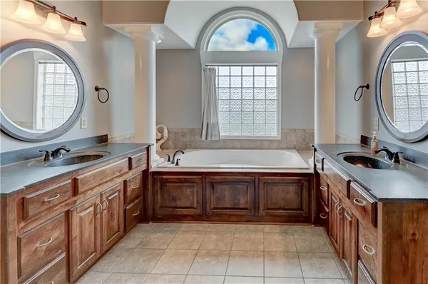 $610,000 | 500 Northeast Woodpark Lane, Lee's Summit, MO 64086