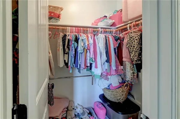 $610,000 | 500 Northeast Woodpark Lane, Lee's Summit, MO 64086