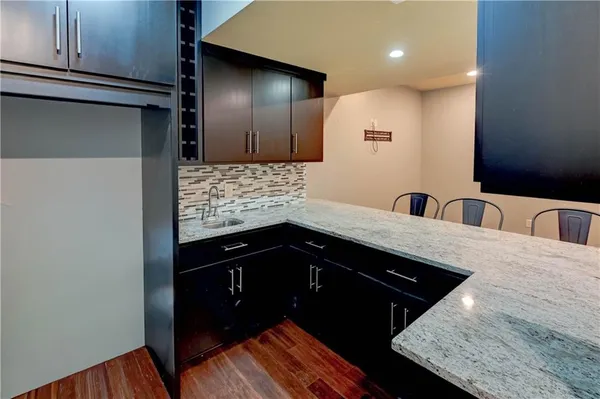 $610,000 | 500 Northeast Woodpark Lane, Lee's Summit, MO 64086