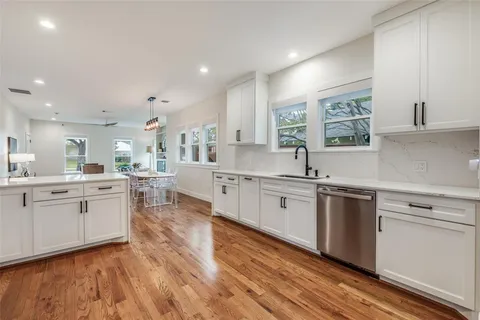 $699,000 | 734 North Montclair Avenue, Dallas, TX 75208