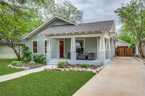 $699,000 | 734 North Montclair Avenue, Dallas, TX 75208
