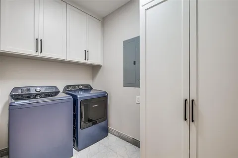 $699,000 | 734 North Montclair Avenue, Dallas, TX 75208