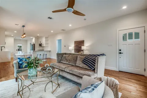 $699,000 | 734 North Montclair Avenue, Dallas, TX 75208